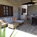 Irene Asklipios Tatil Evi *