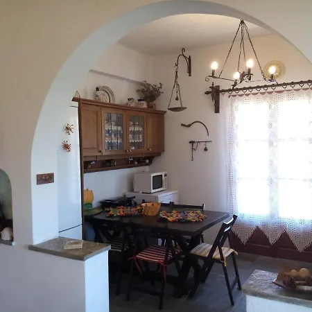 Irene Asklipios Vakantiehuis Páros